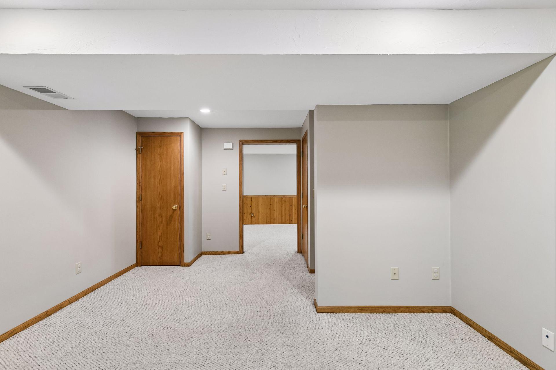 1745 1st Avenue Se Property Photo 37