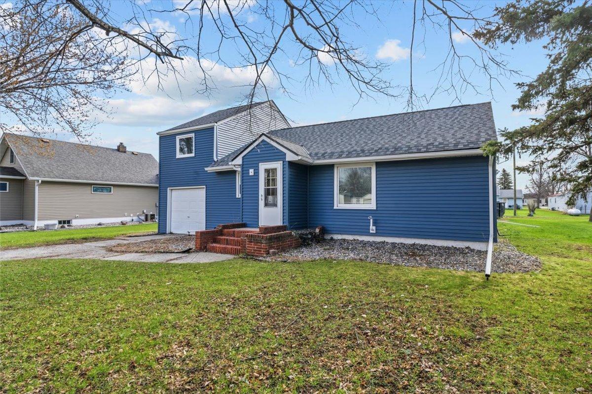 515 5th Street Property Photo 4