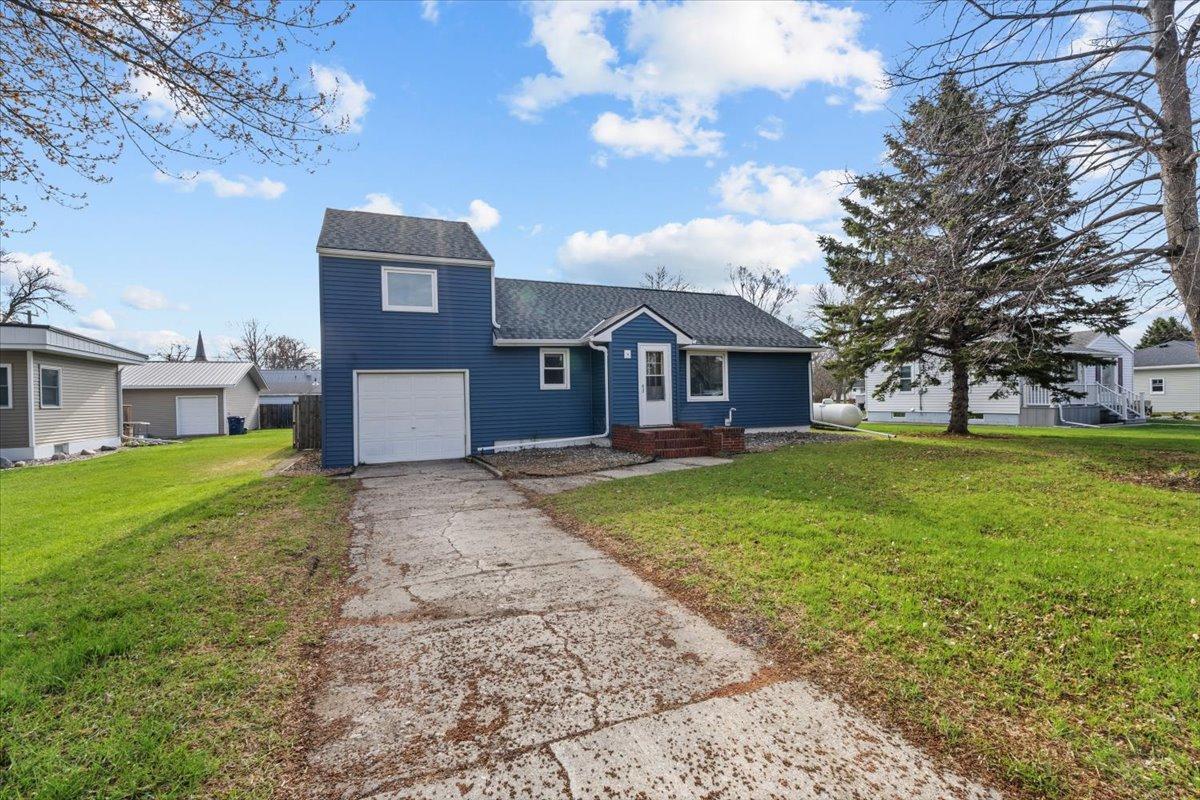 515 5th Street Property Photo 7