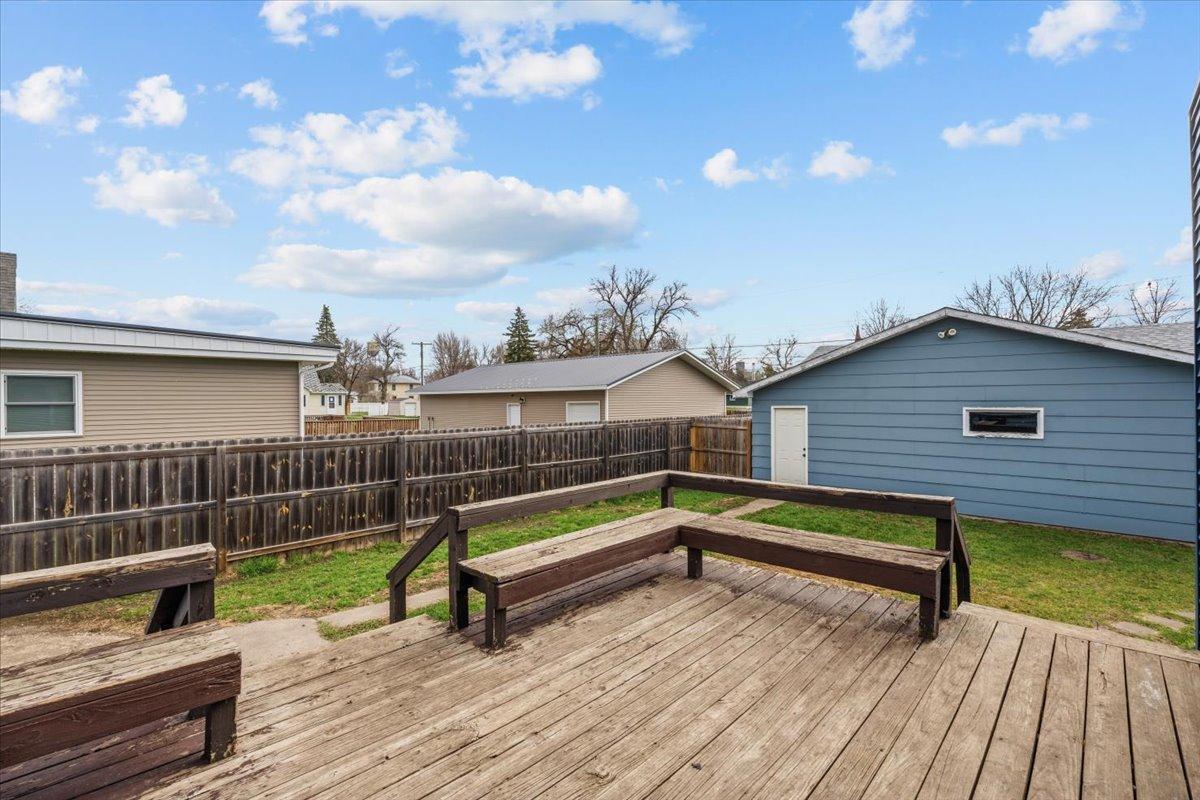515 5th Street Property Photo 11