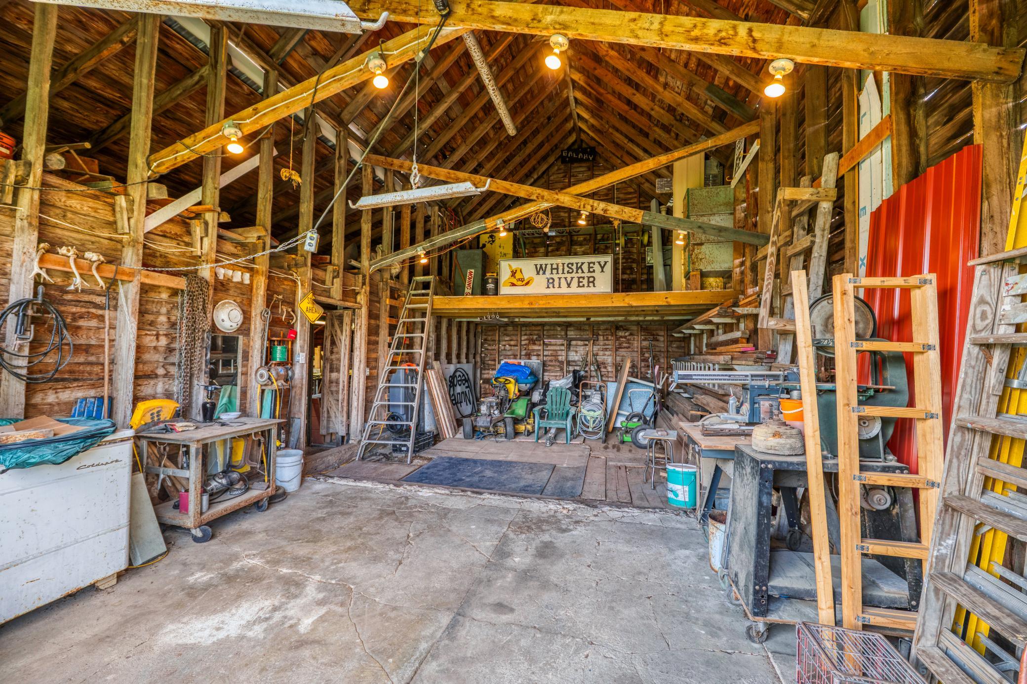 11005 320th Street Property Photo 53