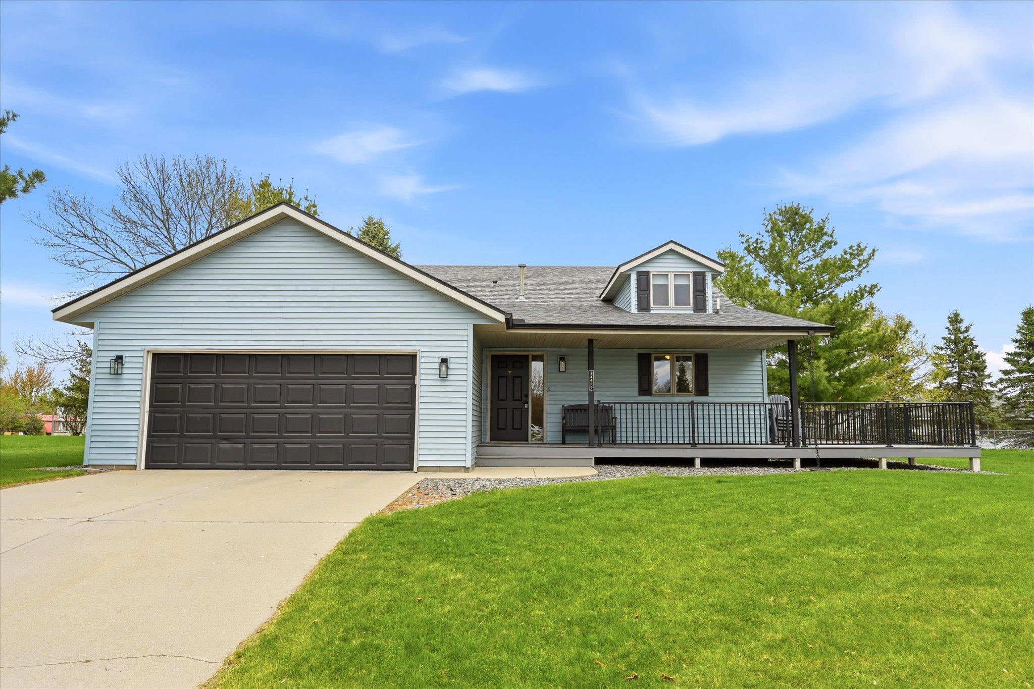 14435 Pineview Drive Property Photo 4