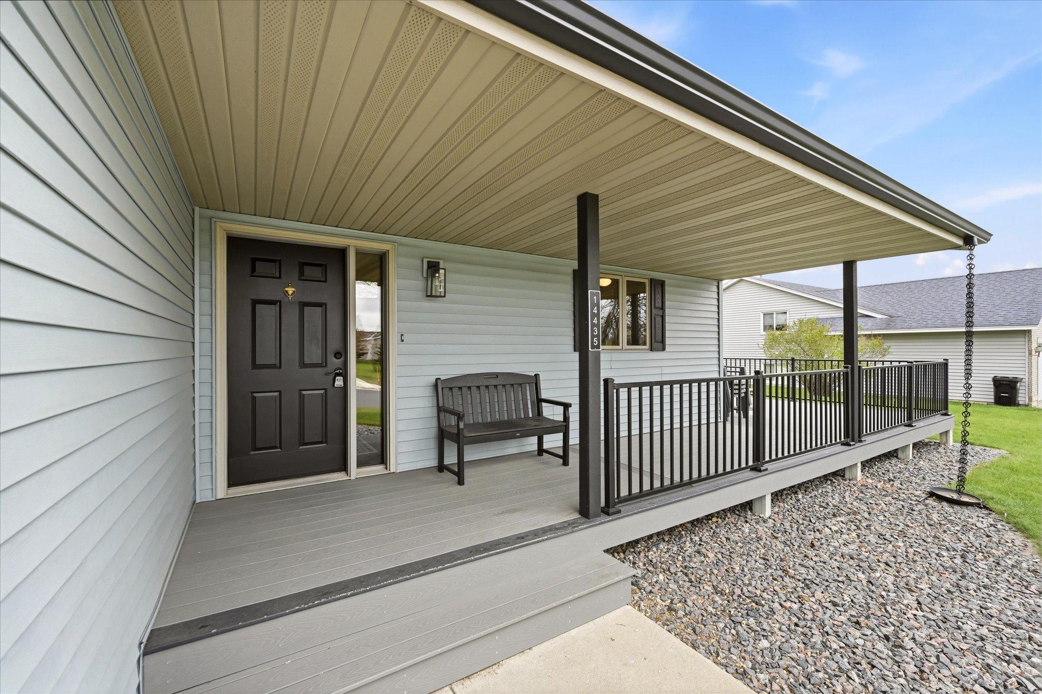 14435 Pineview Drive Property Photo 6