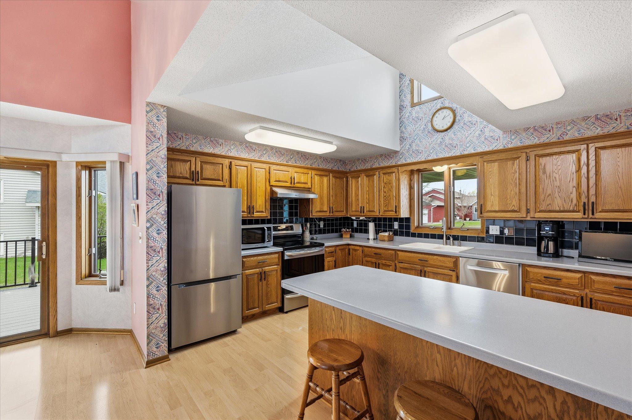 14435 Pineview Drive Property Photo 14