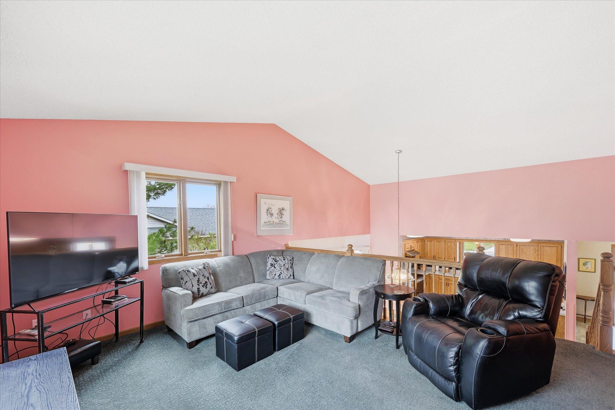 14435 Pineview Drive Property Photo 21