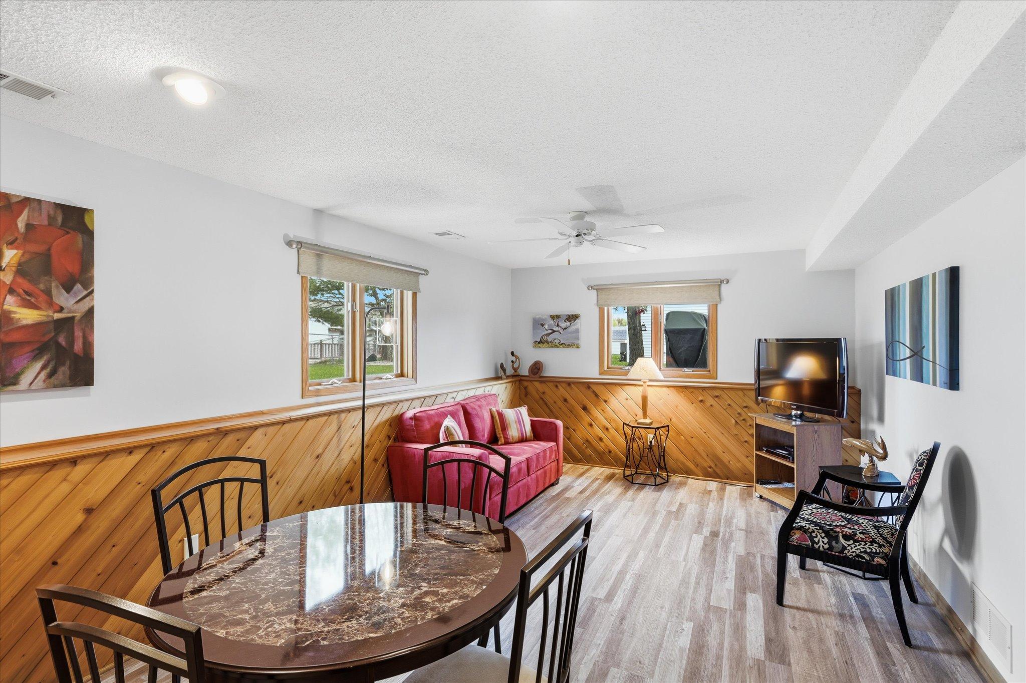 14435 Pineview Drive Property Photo 24