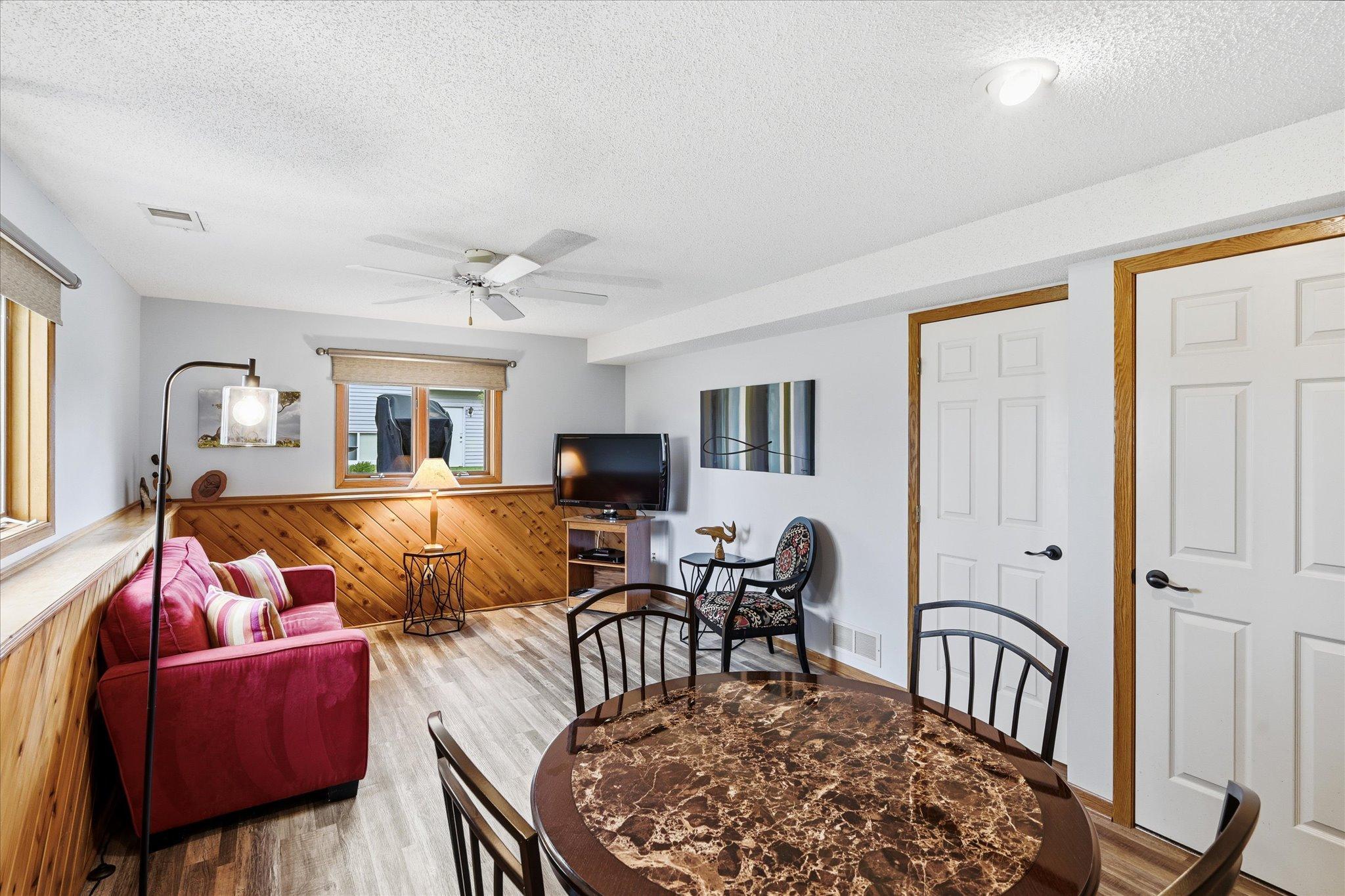 14435 Pineview Drive Property Photo 27