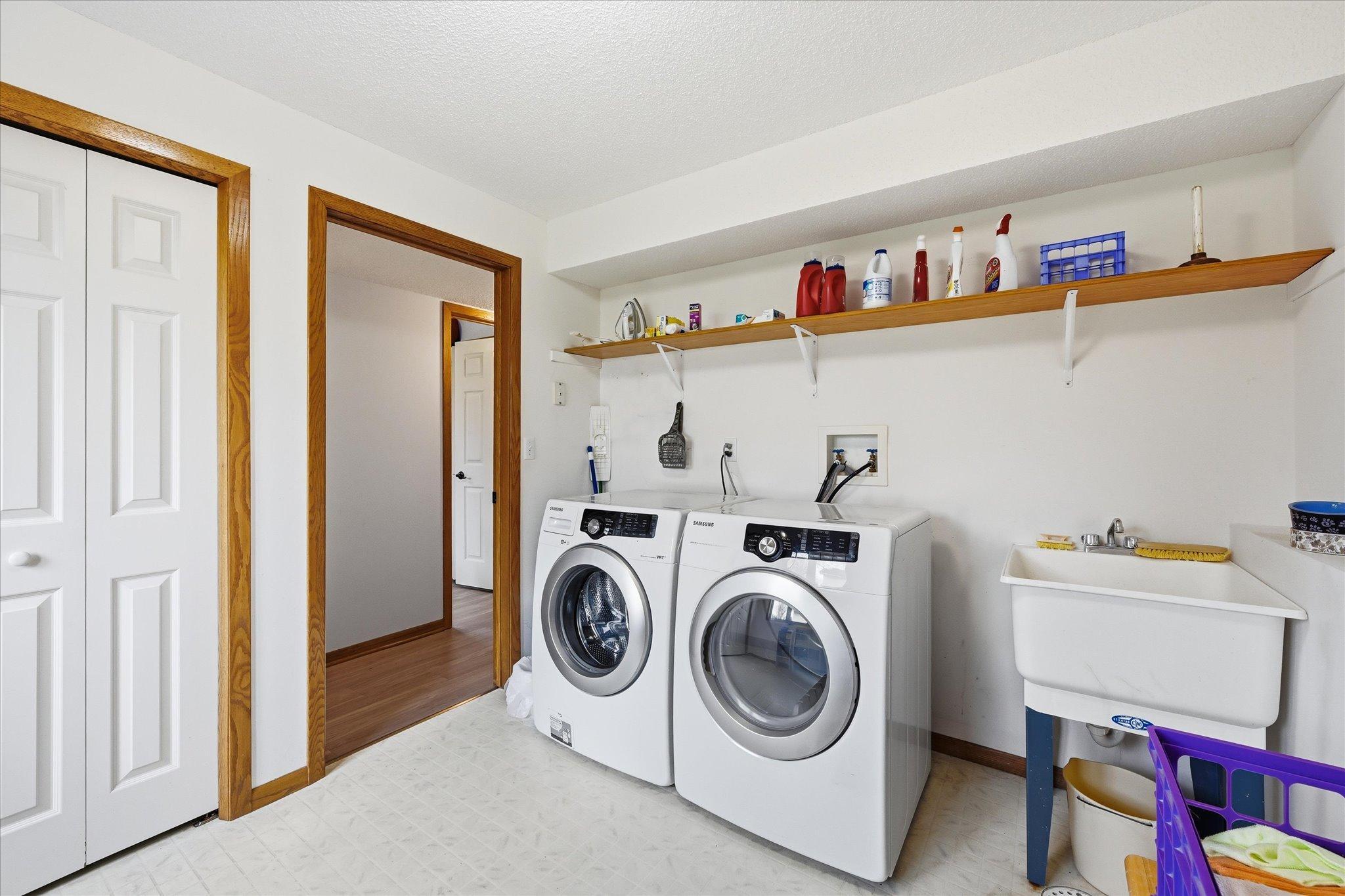 14435 Pineview Drive Property Photo 34
