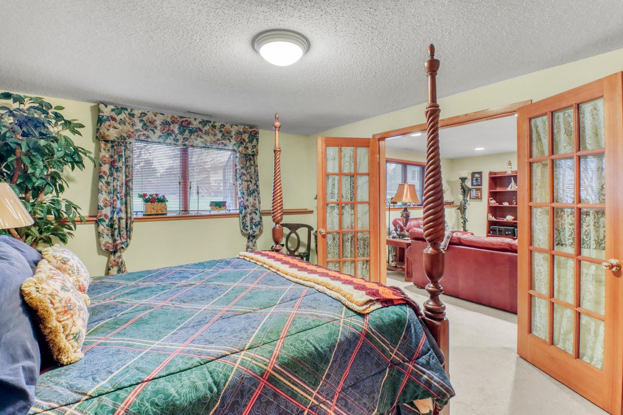 2709 30th Avenue S Property Photo 44