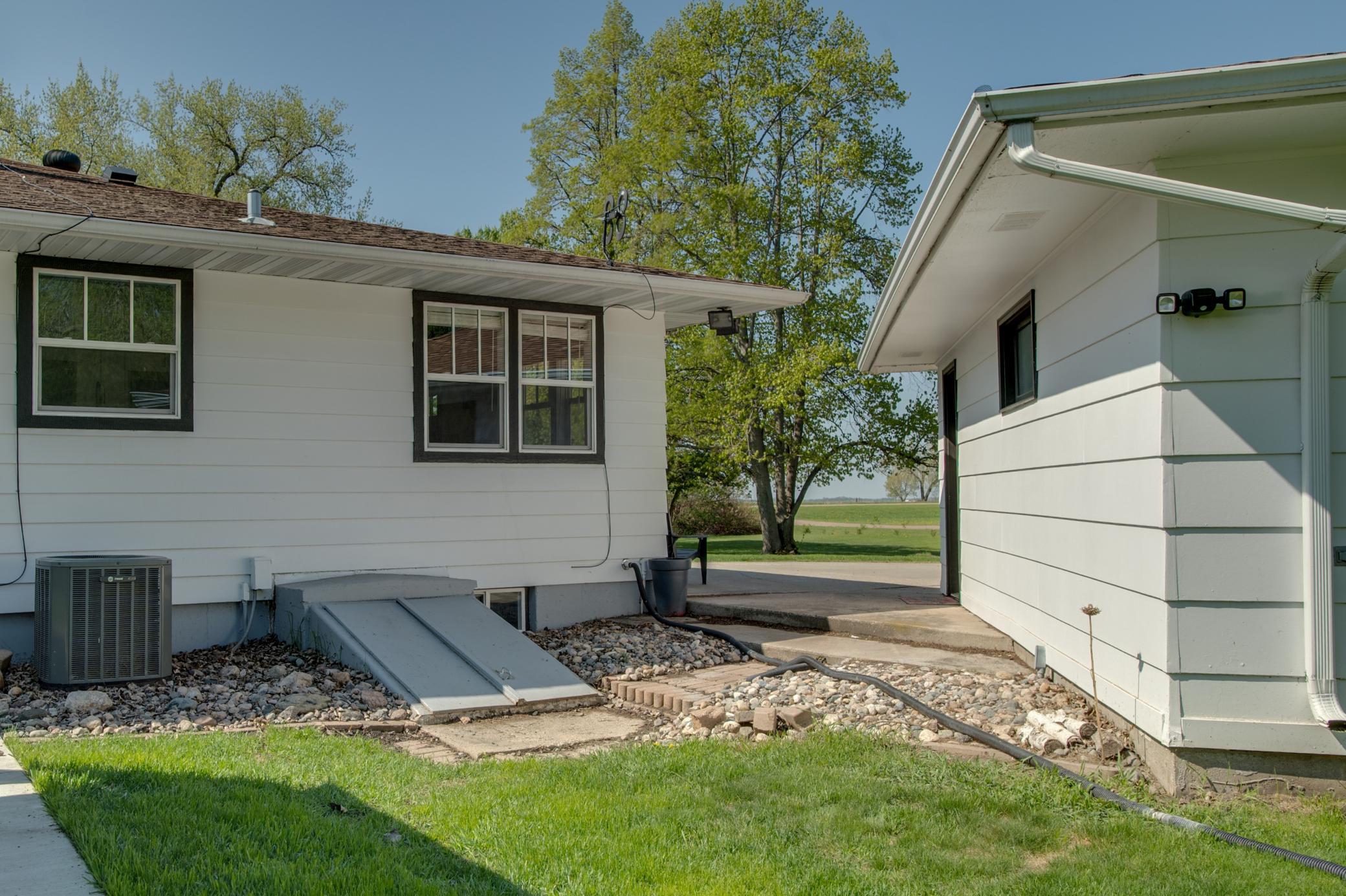 6894 150th Avenue N Property Photo 15