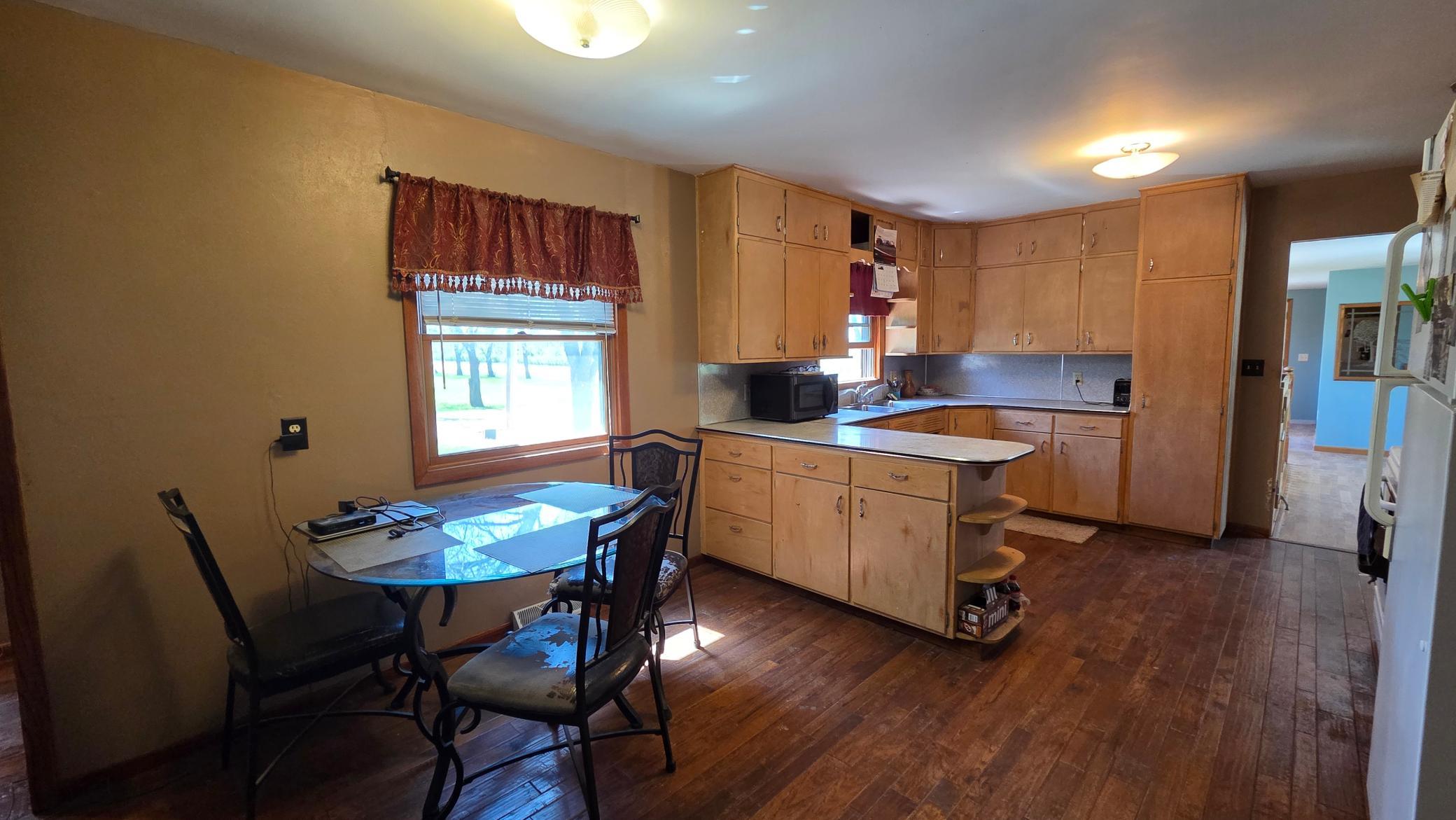 211 13th Street Property Photo 5