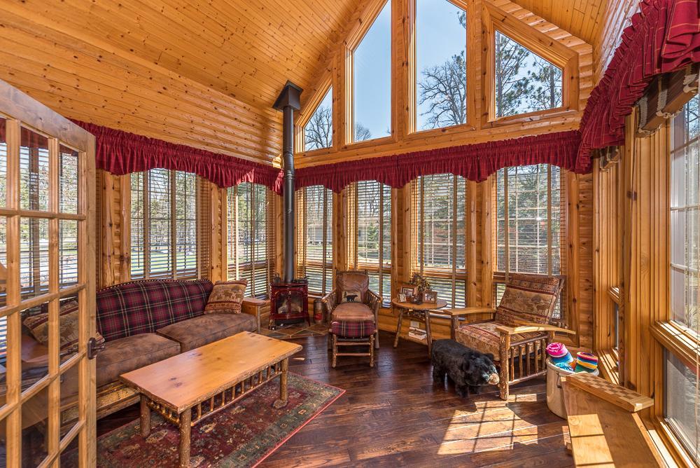52823 Loon Avenue Property Photo 7