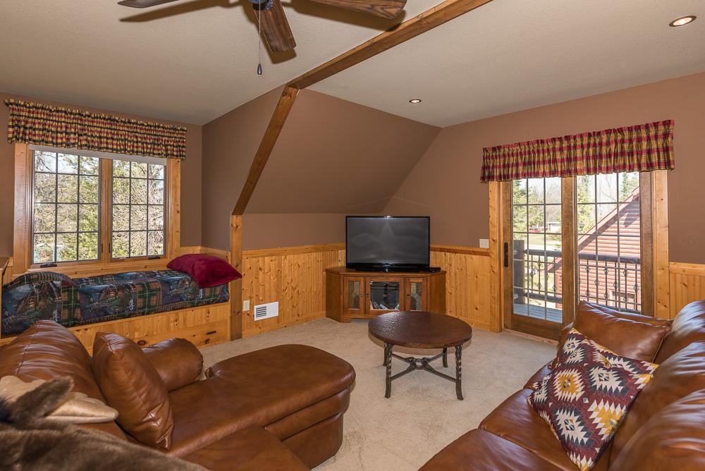 52823 Loon Avenue Property Photo 28