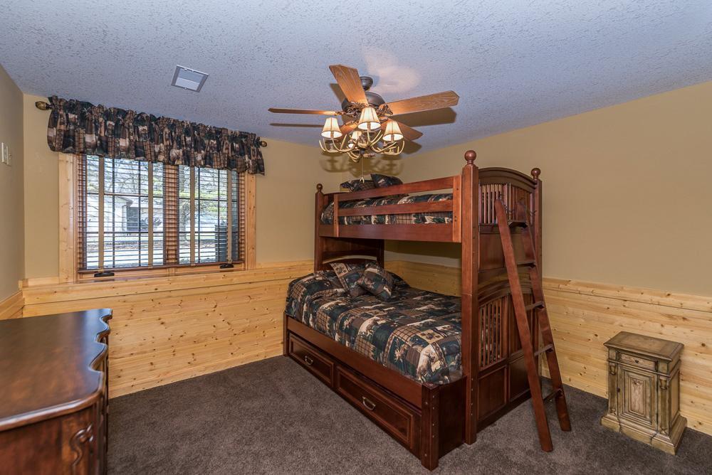 52823 Loon Avenue Property Photo 47