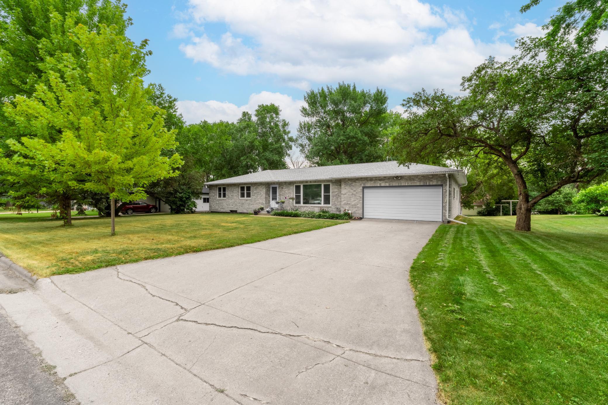 714 10th Street Property Photo 2