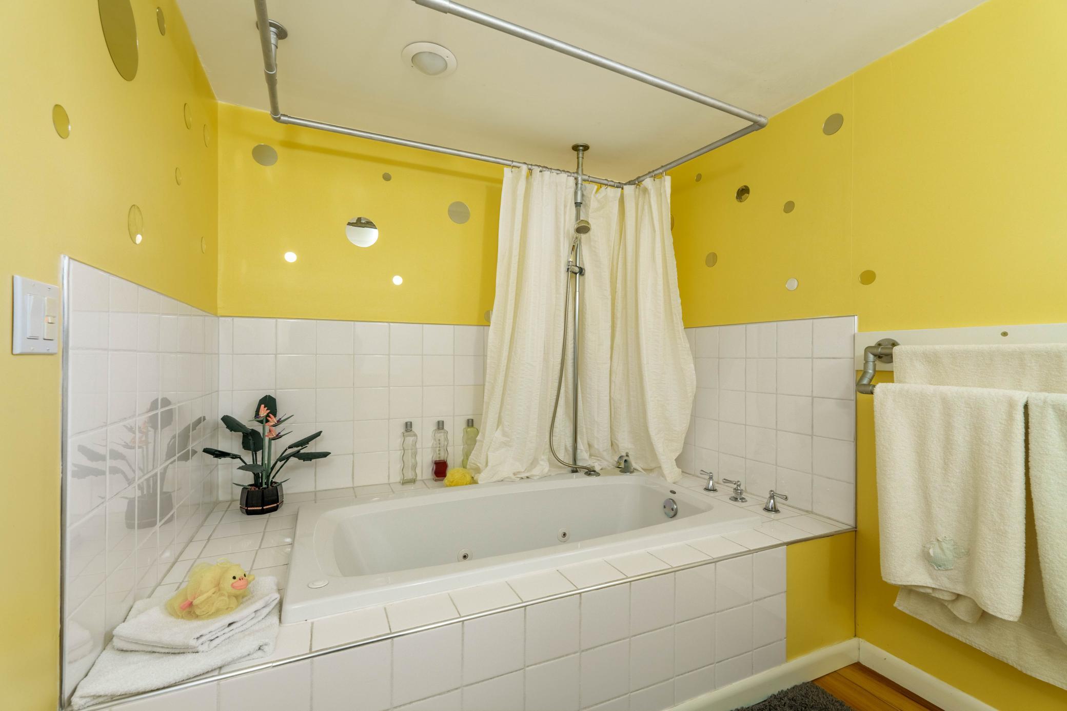 714 10th Street Property Photo 25