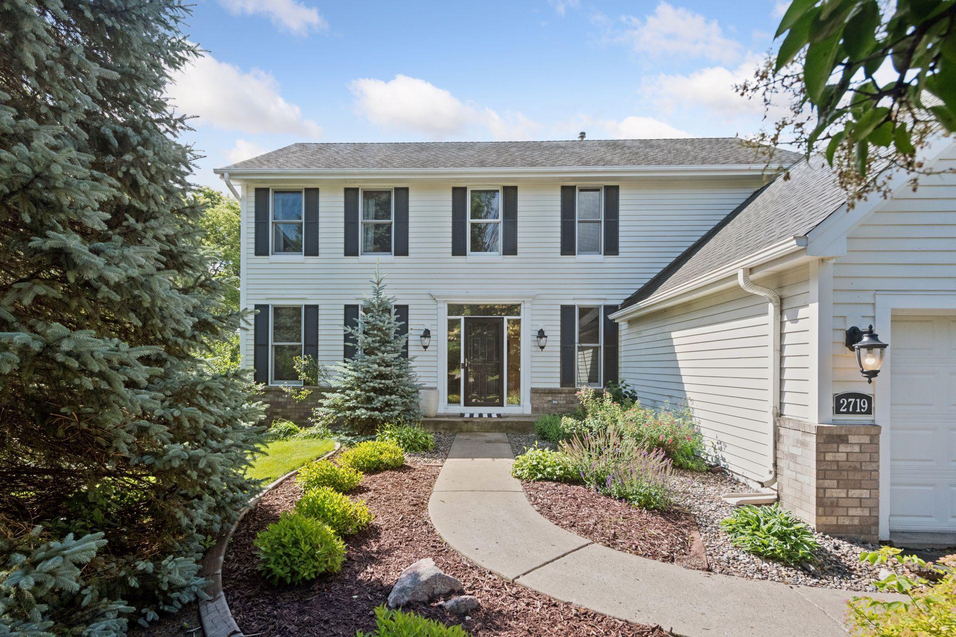 2719 Longacres Drive