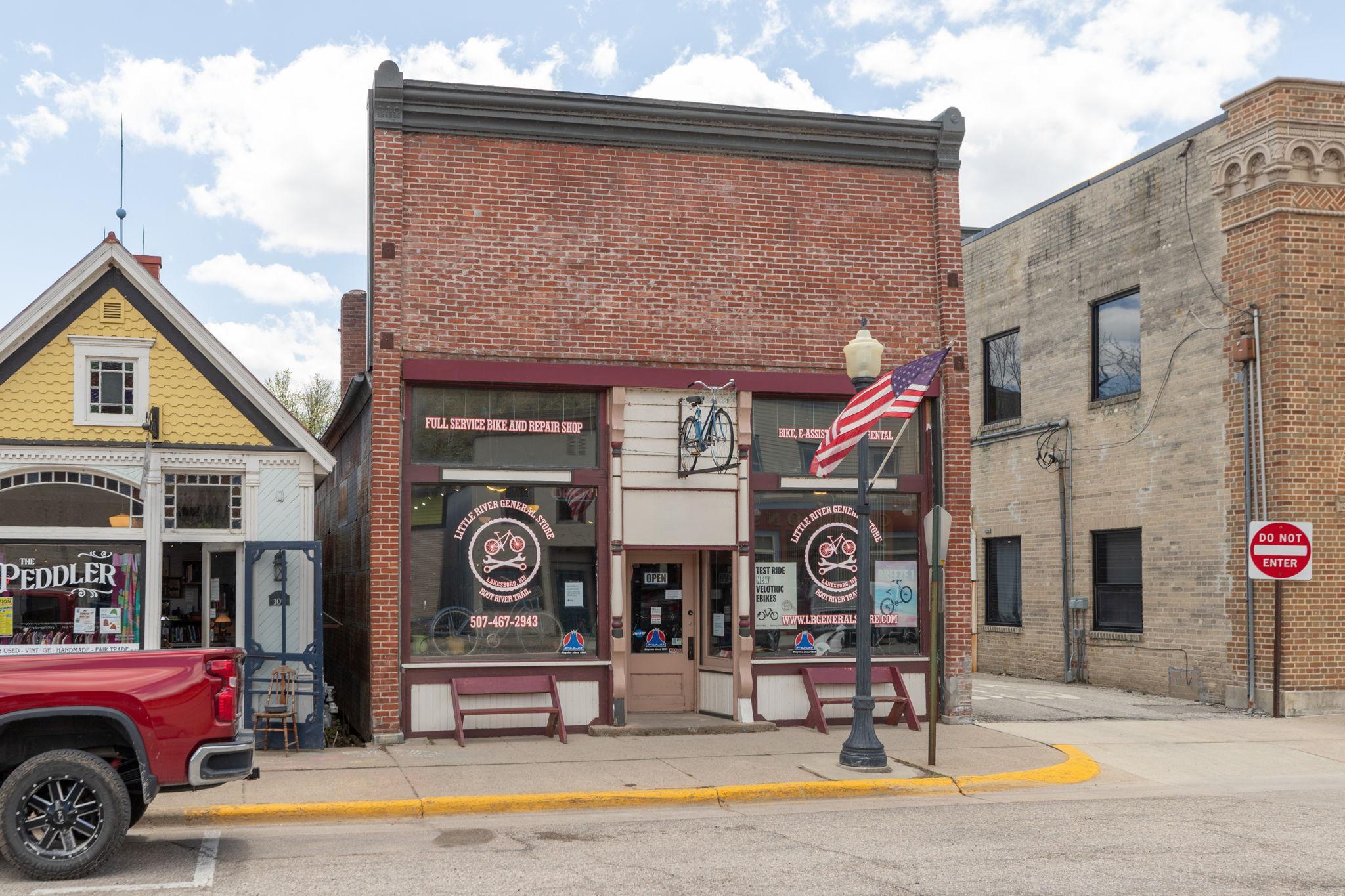 105 Coffee Street Property Photo 6