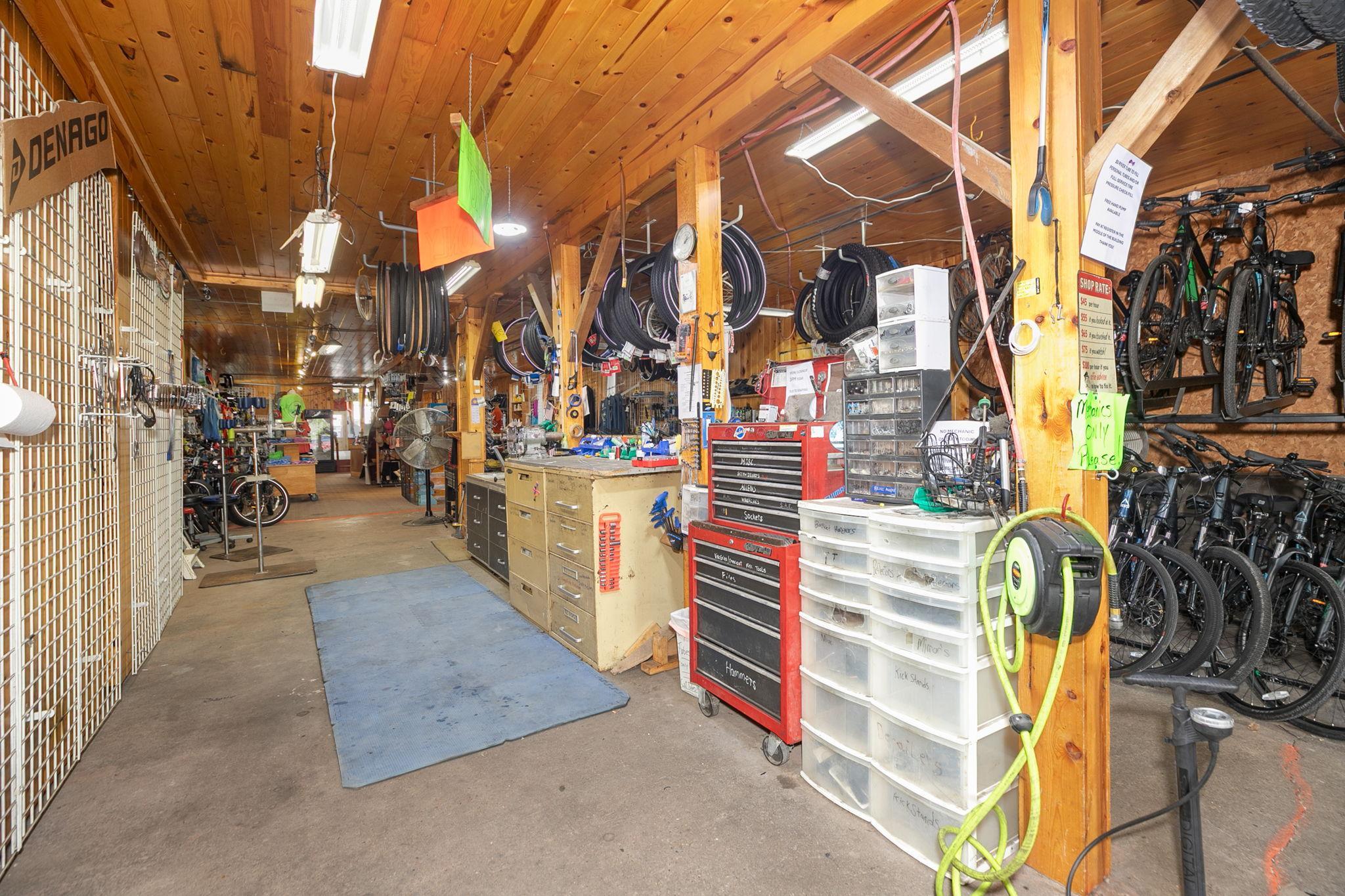 105 Coffee Street Property Photo 17