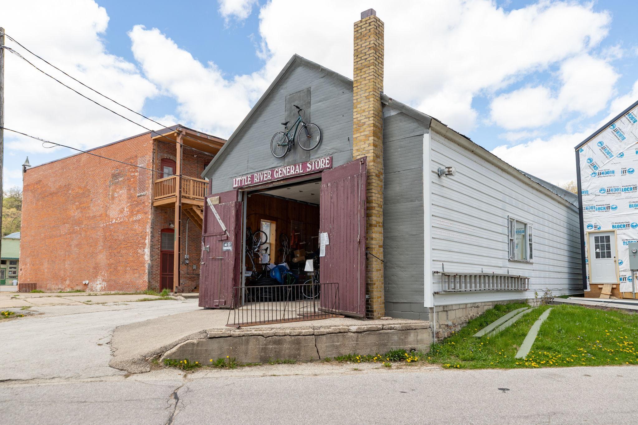 105 Coffee Street Property Photo 20