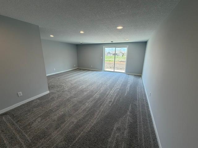 981 45th Avenue Ne Property Photo 45