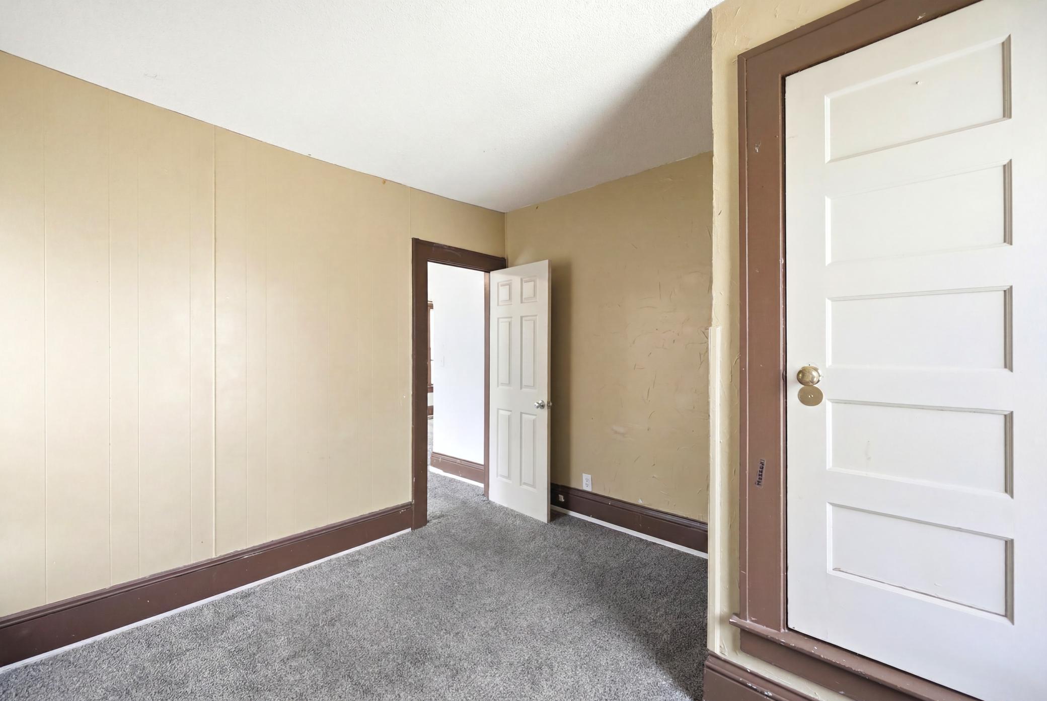 3724 Bloomington Avenue Property Photo 25