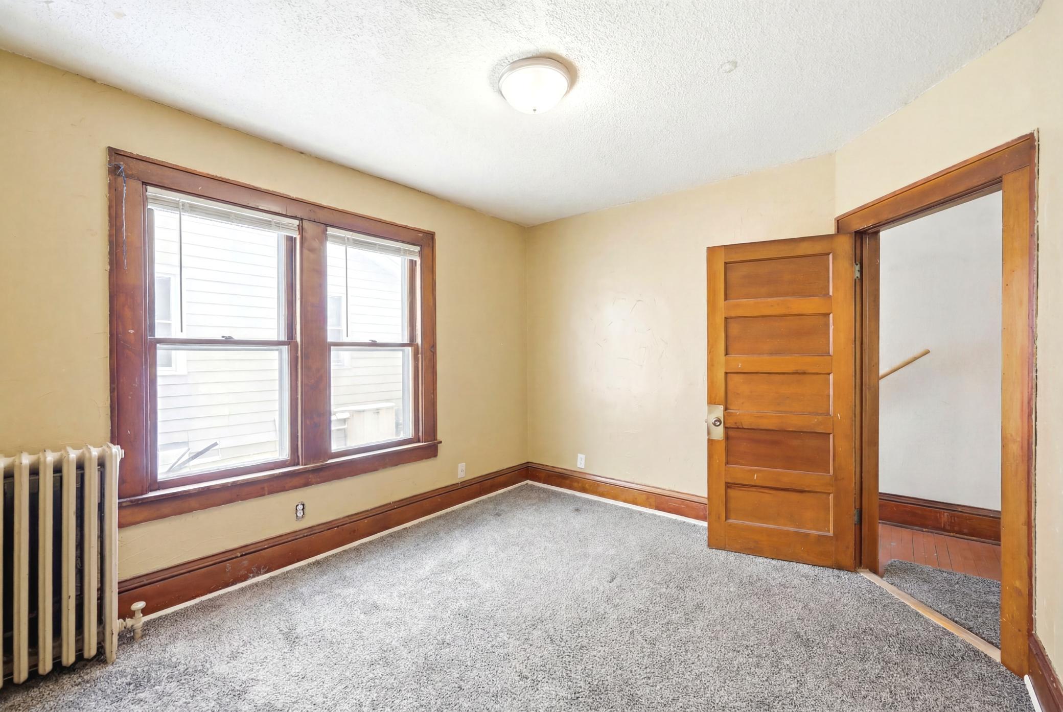 3724 Bloomington Avenue Property Photo 27