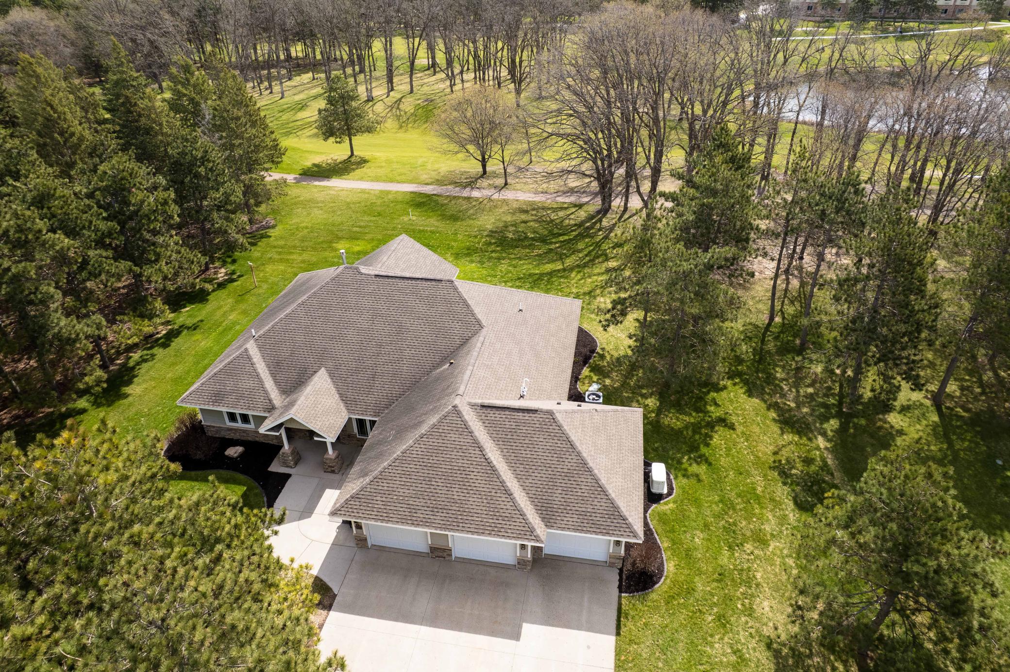 113 Spruce Trail Property Photo 5