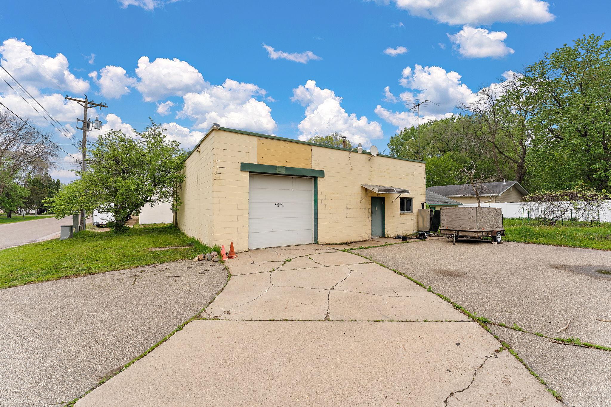26545 Drew Avenue Property Photo 1