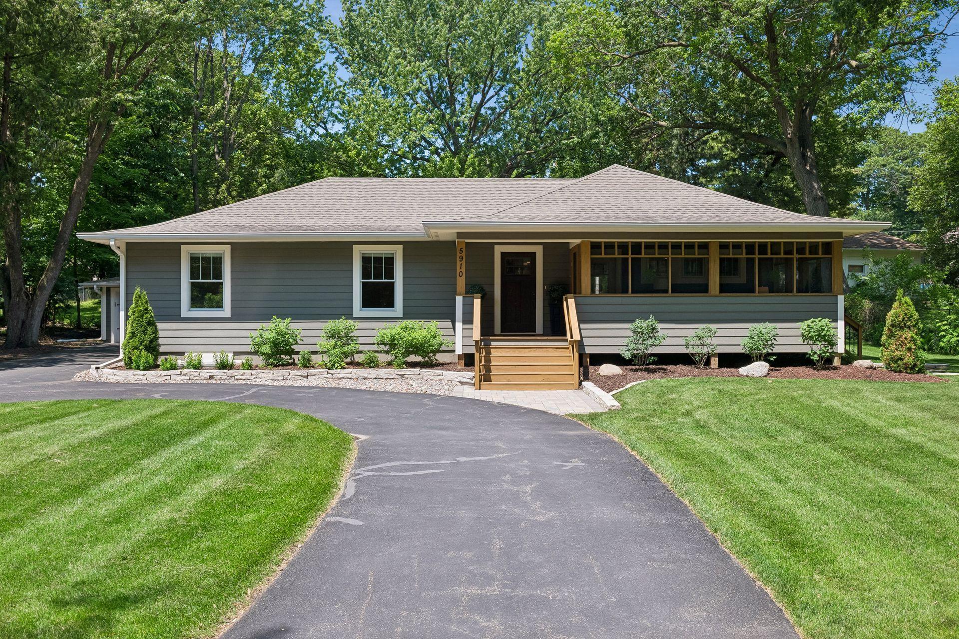 5910 Ridgewood Road Property Photo 1