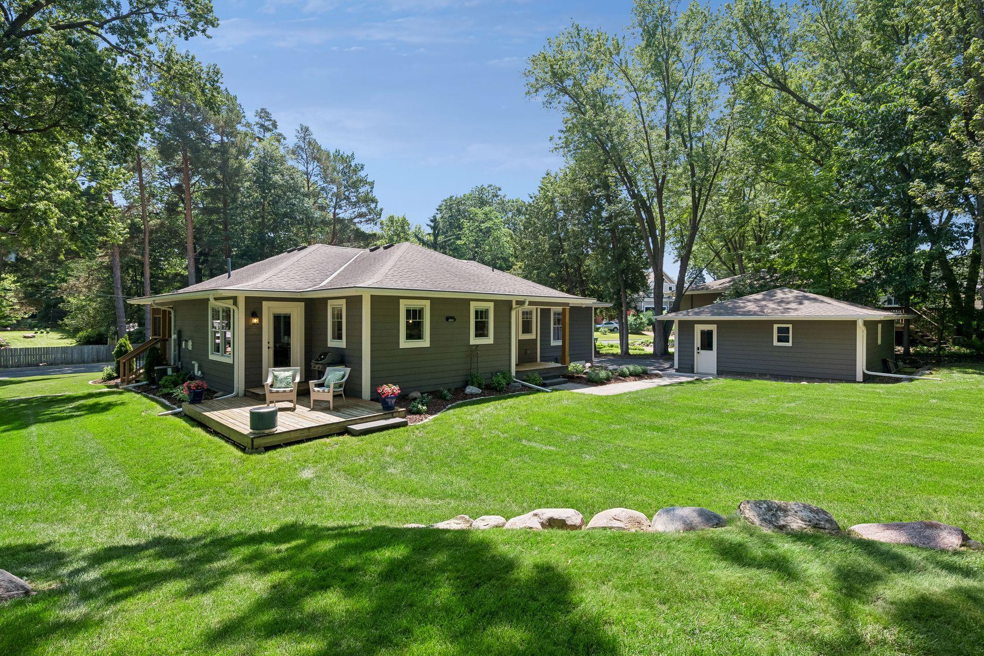 5910 Ridgewood Road Property Photo 3