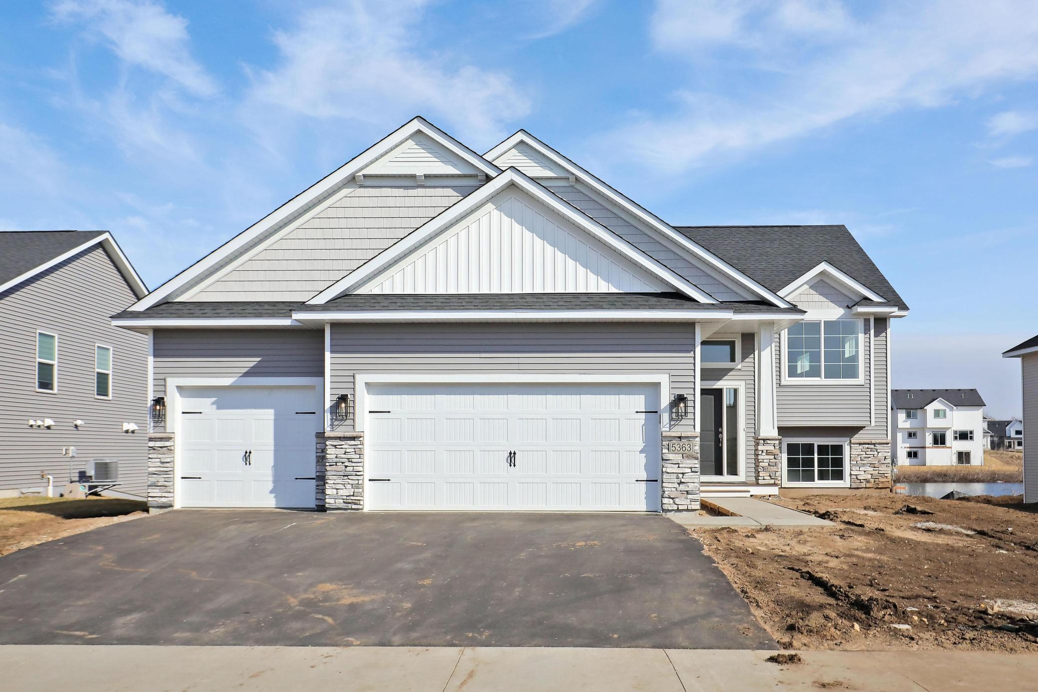 13601 Arrowhead Way Property Photo 1