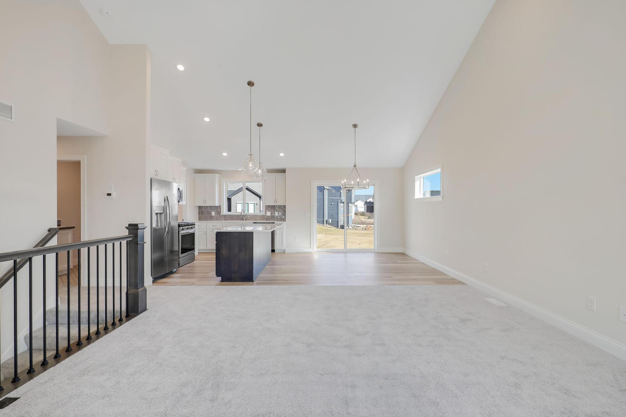 13601 Arrowhead Way Property Photo 3