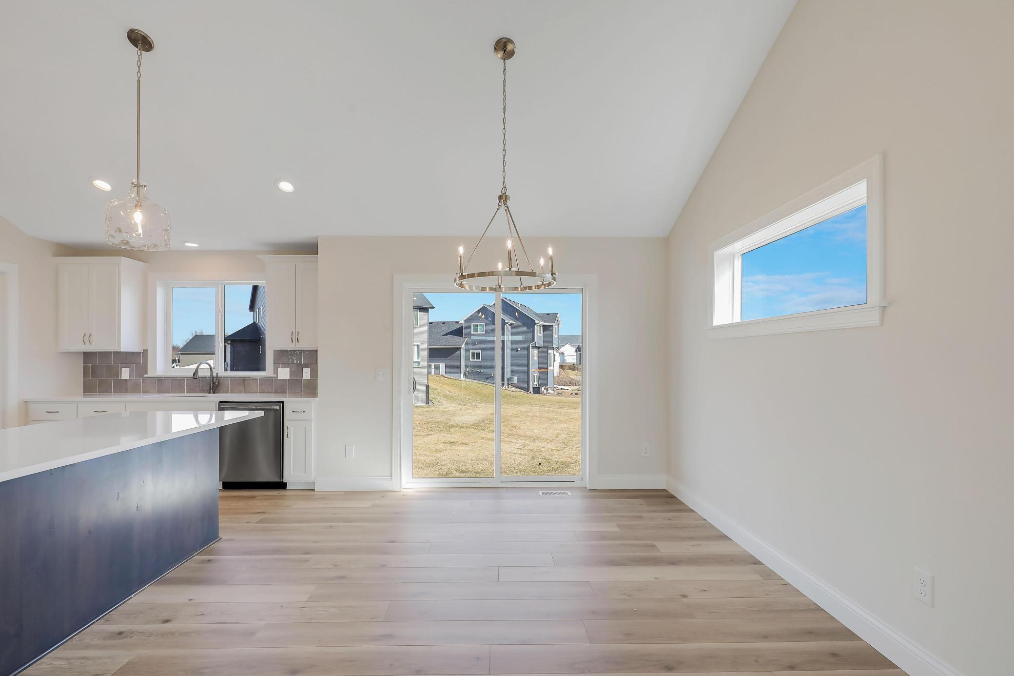 13601 Arrowhead Way Property Photo 11