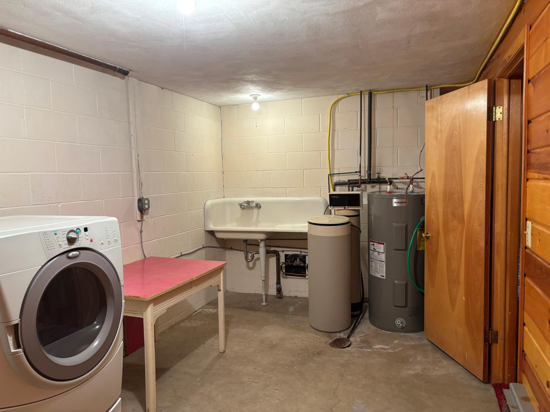824 Brown Street Property Photo 33