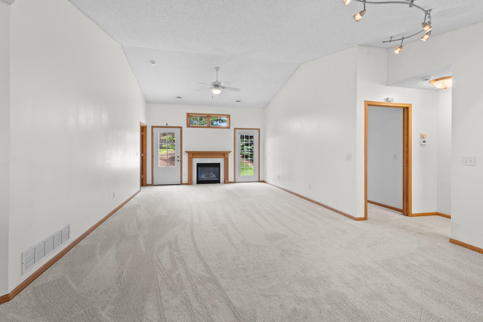 6543 Riverwood Lane Property Photo 3