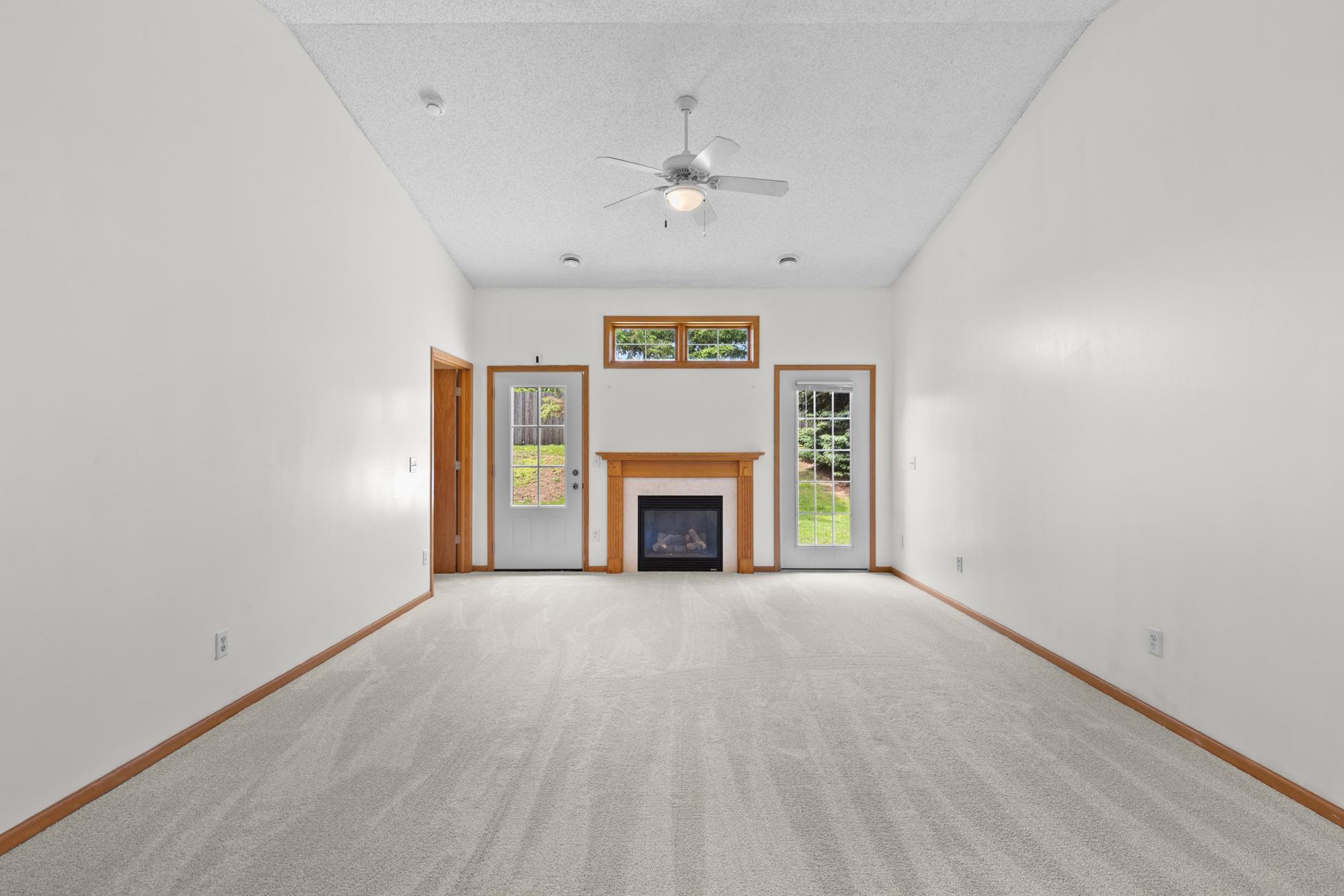 6543 Riverwood Lane Property Photo 4