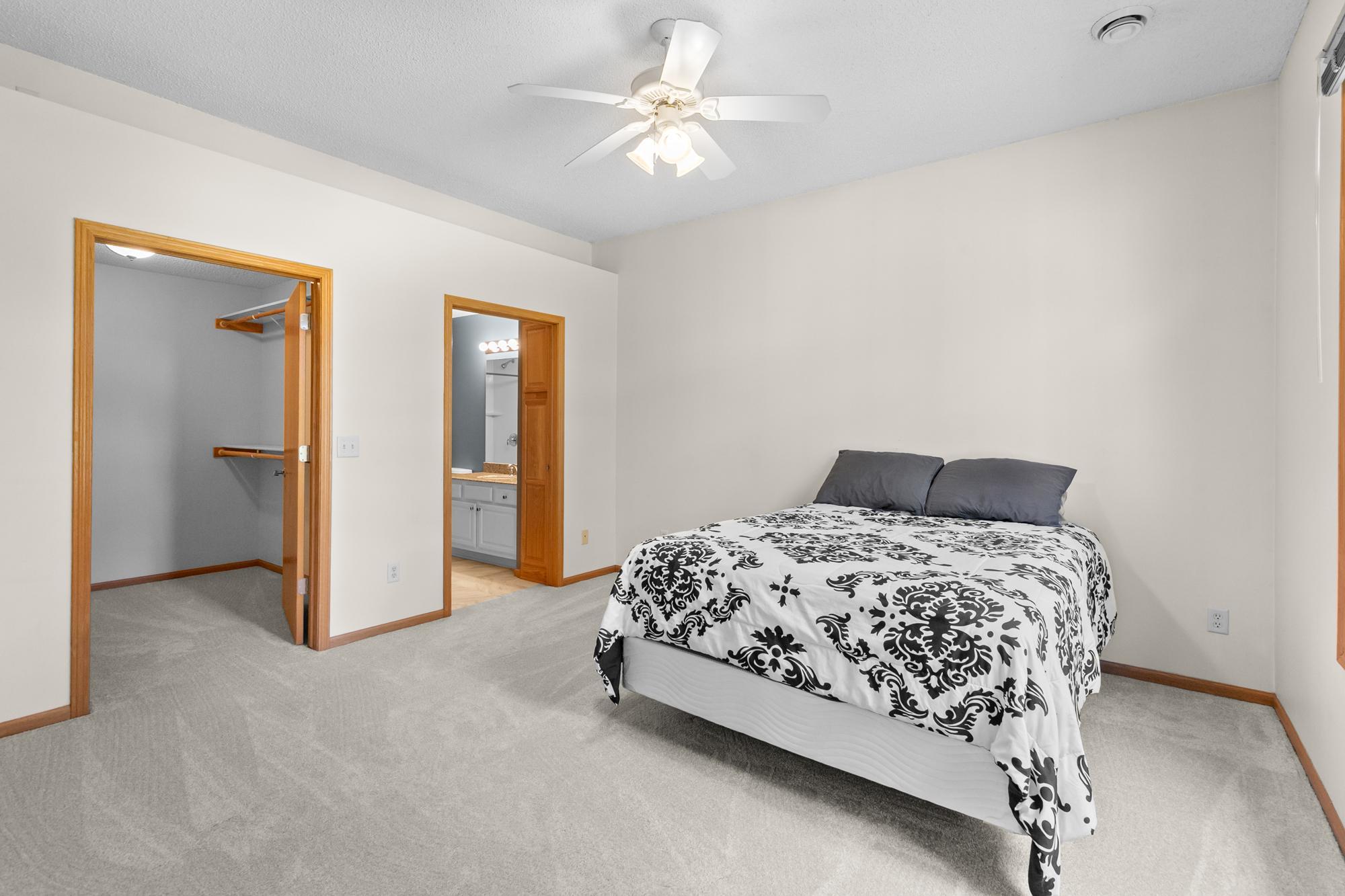 6543 Riverwood Lane Property Photo 14