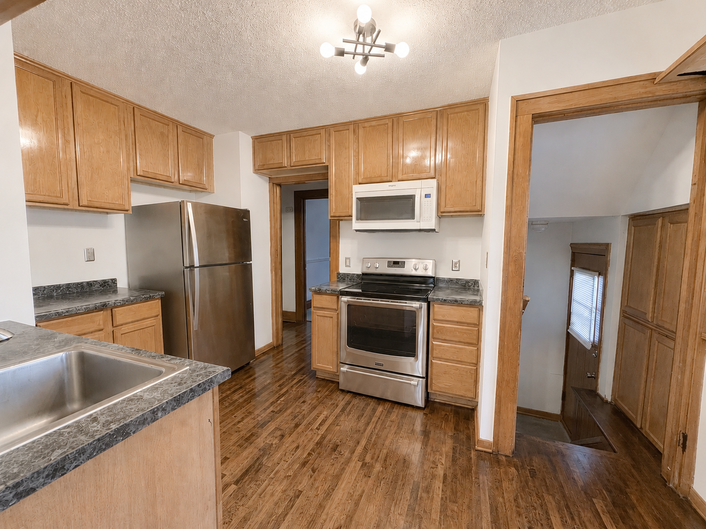 3515 Aldrich Avenue N Property Photo 8