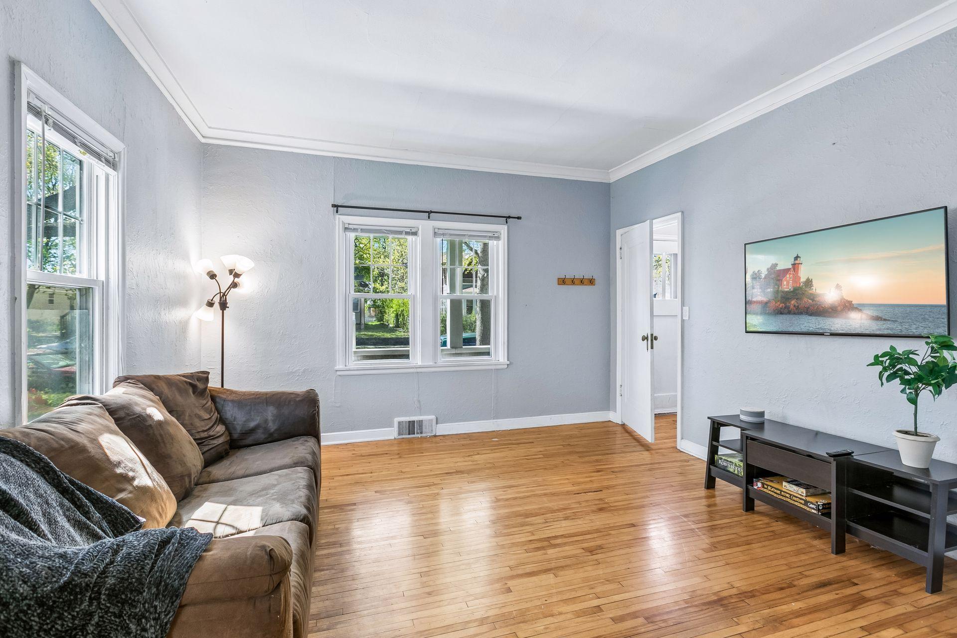1505 Sherburne Avenue Property Photo 4