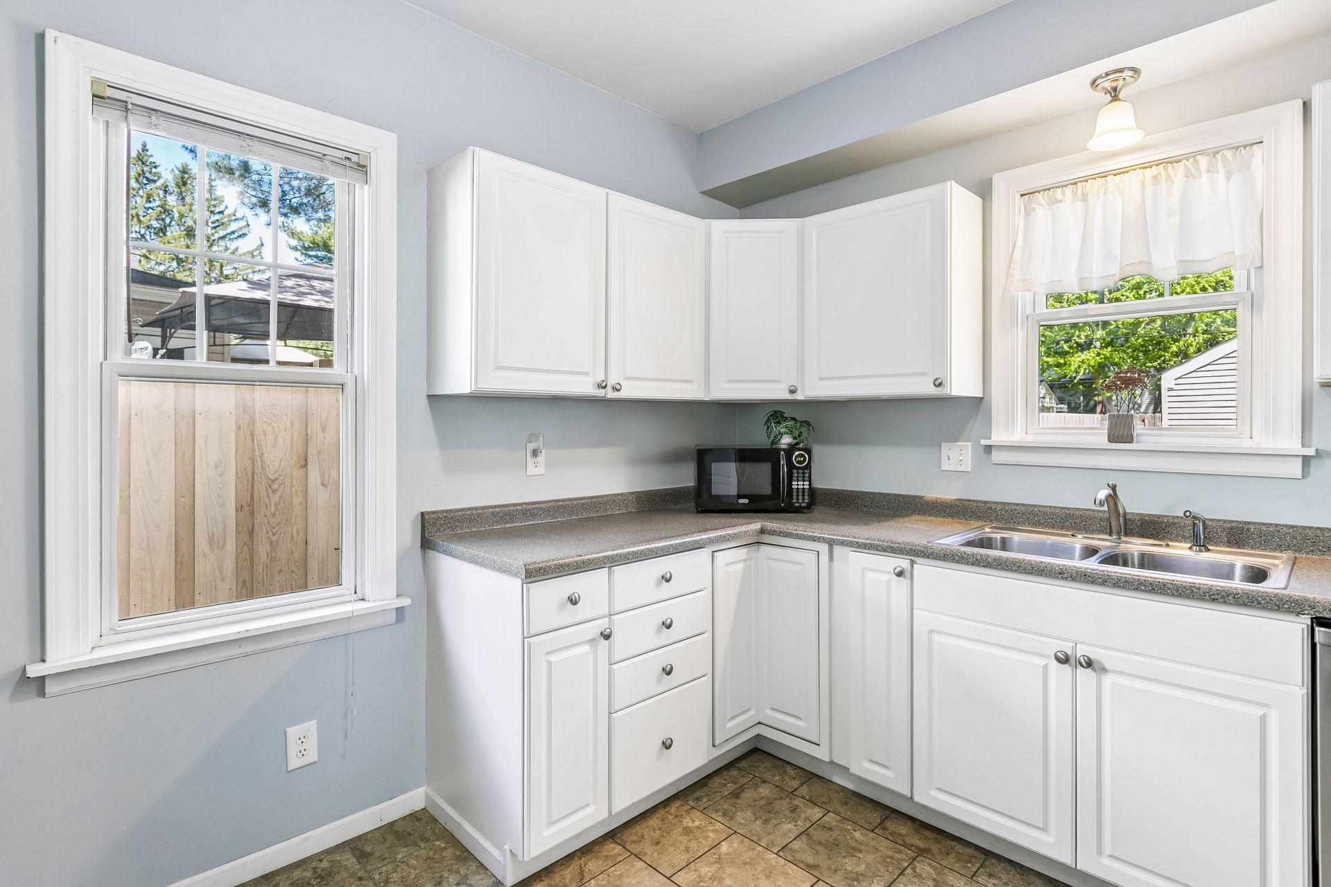 1505 Sherburne Avenue Property Photo 9