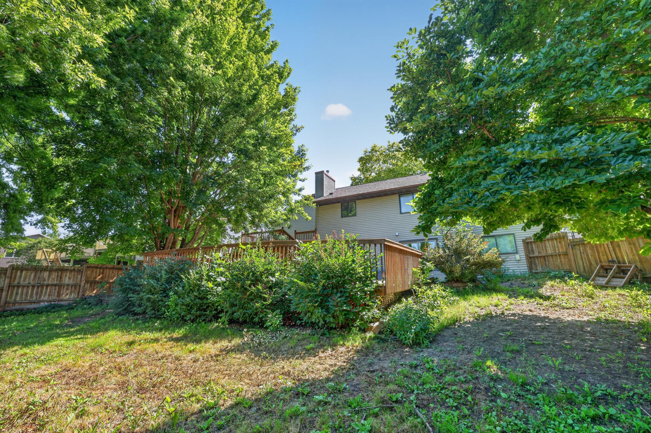 929 Byron Avenue N Property Photo 38