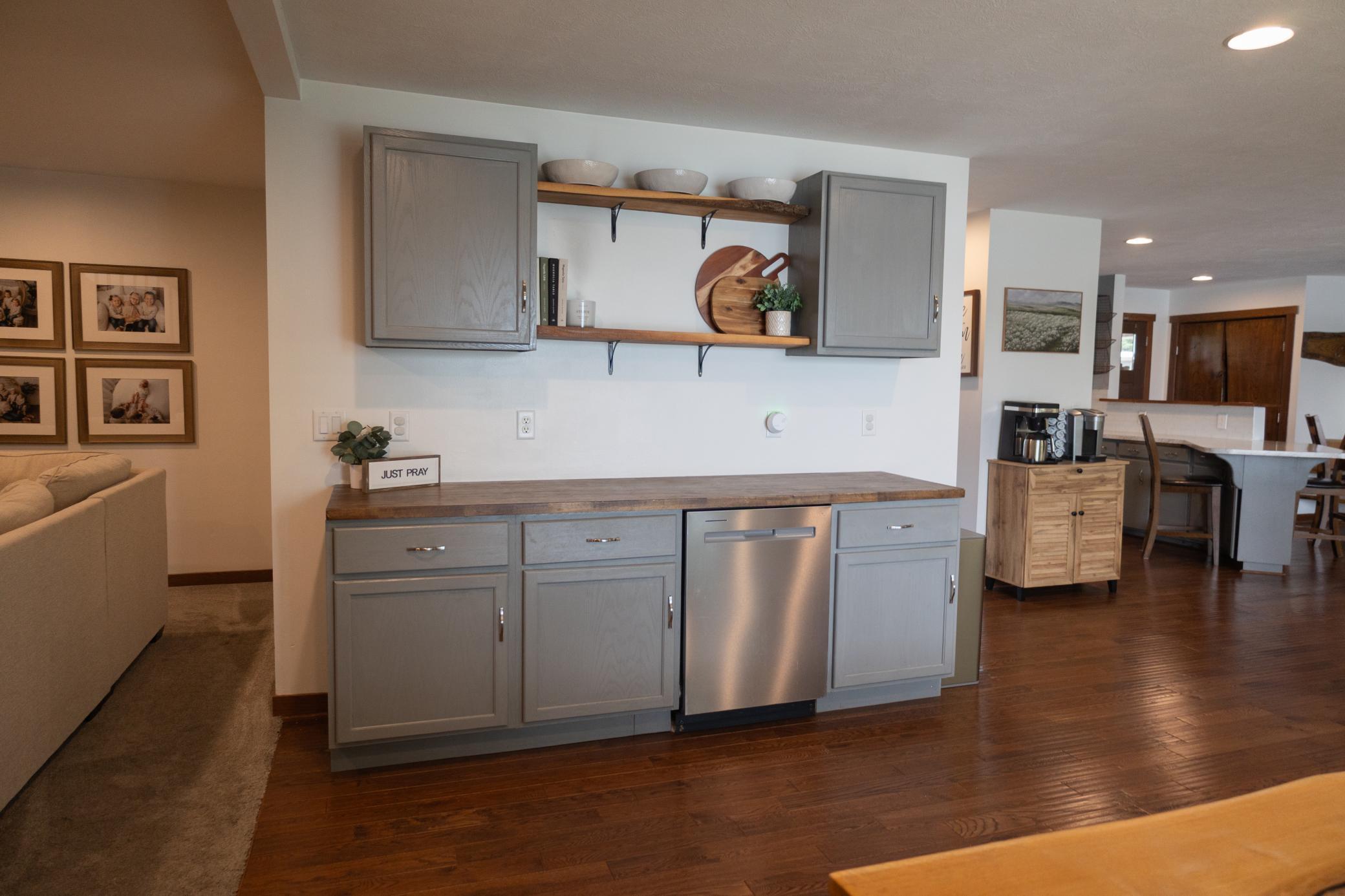 912 S Lafayette Avenue Property Photo 71
