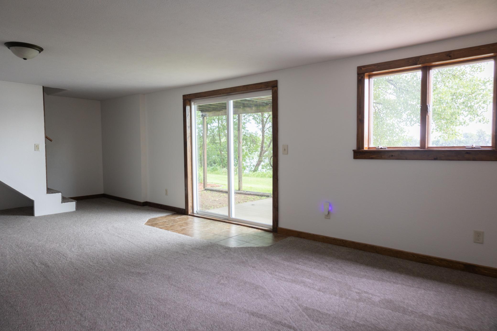 912 S Lafayette Avenue Property Photo 77