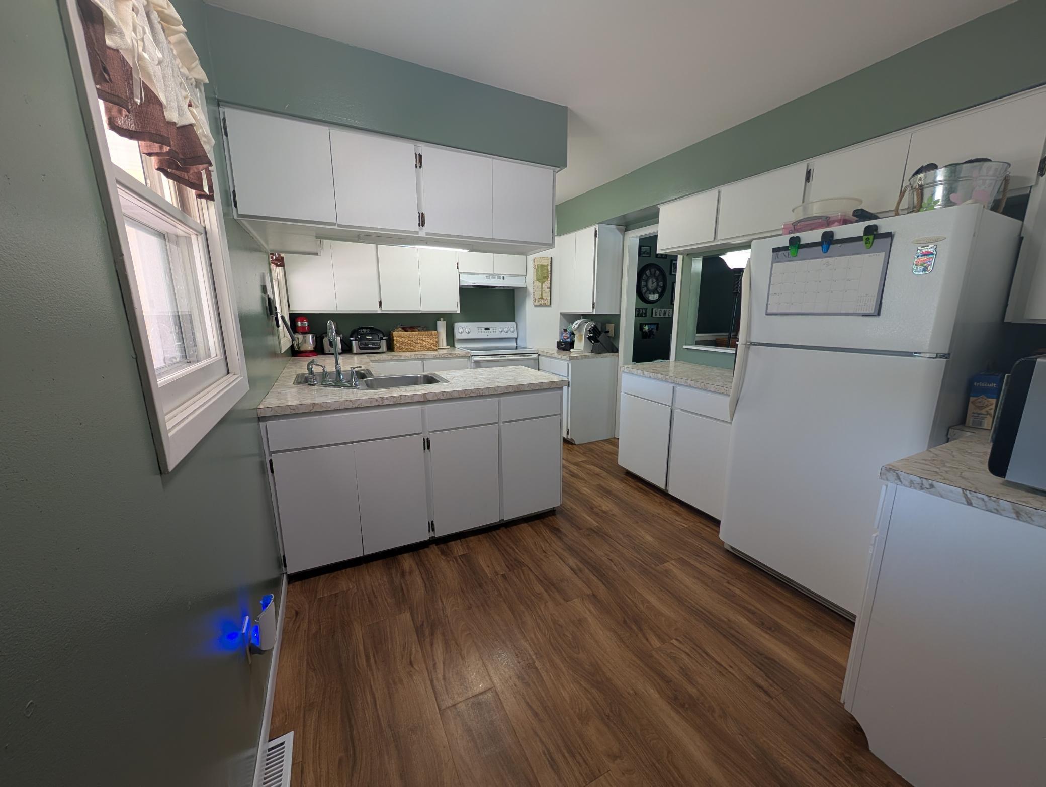39115 E Blueberry Drive Property Photo 8