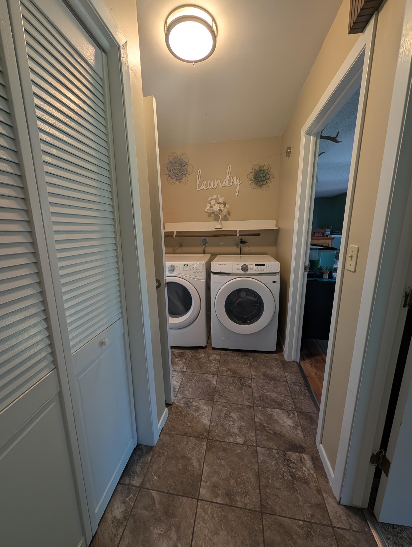 39115 E Blueberry Drive Property Photo 14