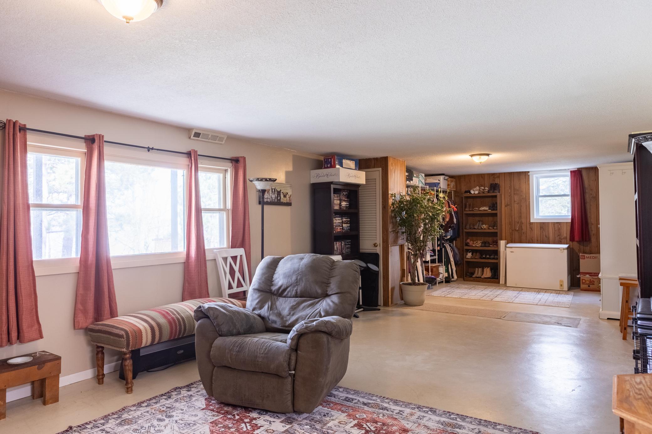 39115 E Blueberry Drive Property Photo 22