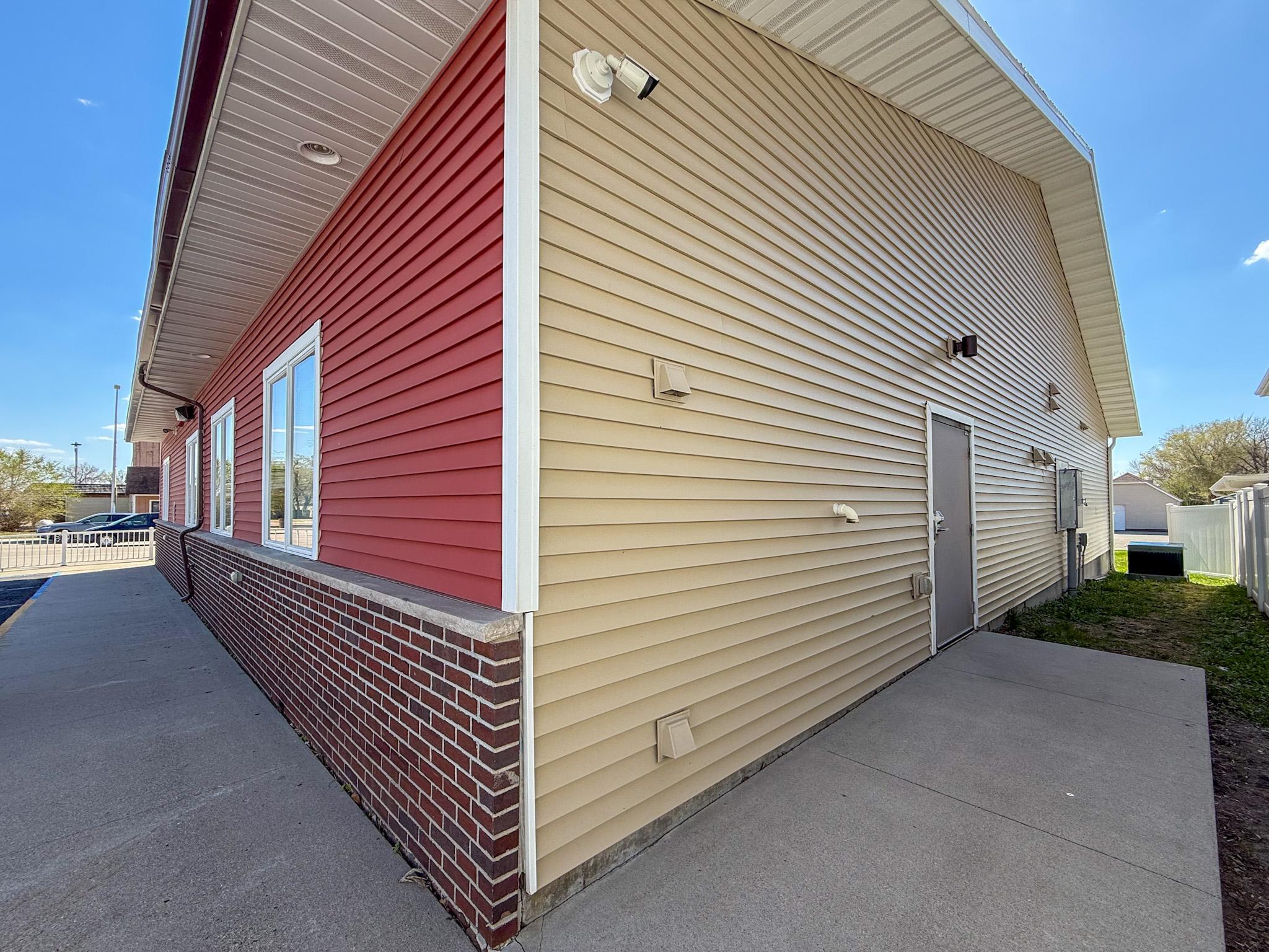 132 3rd Street W Property Photo 4