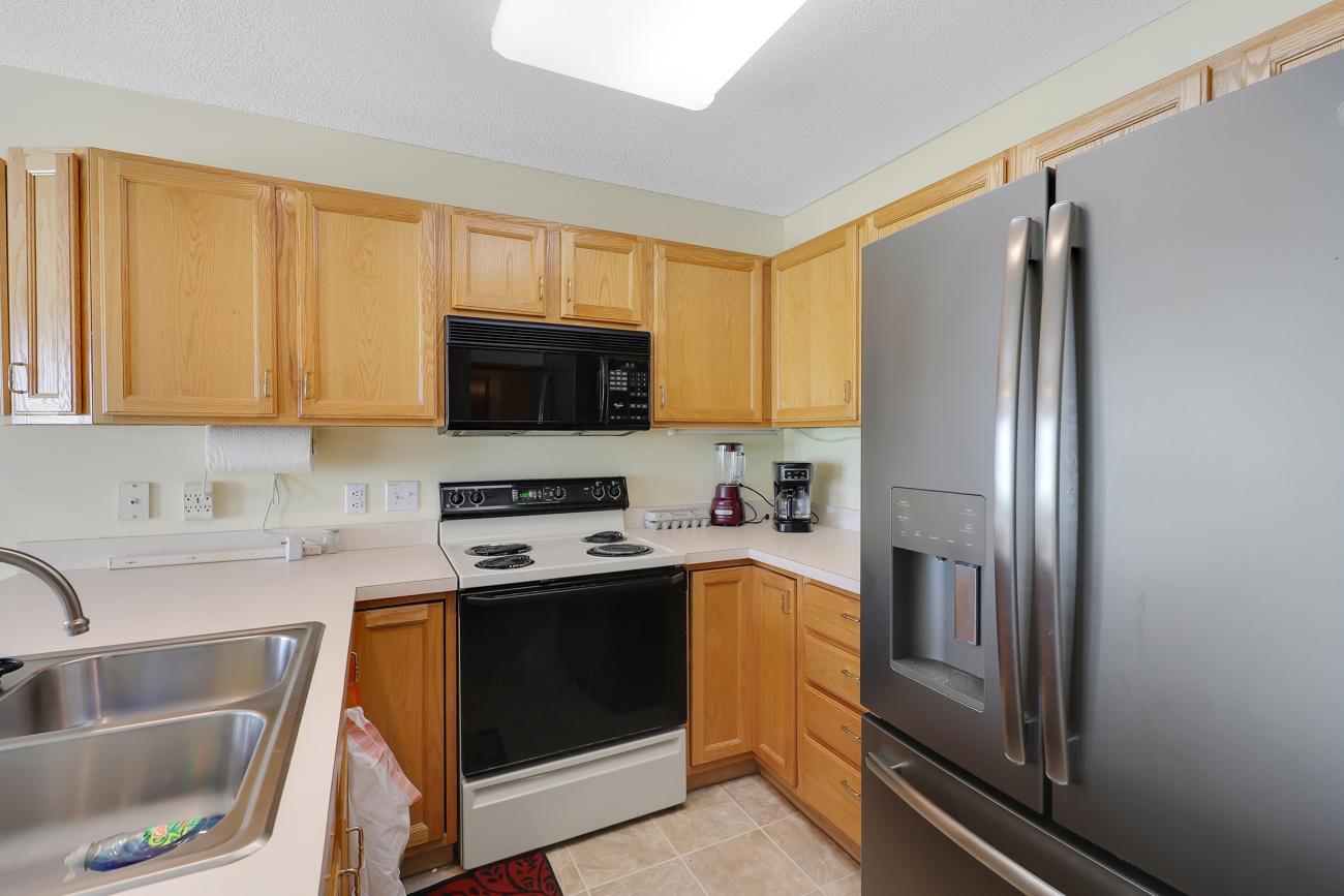 9462 Prairieview Trail N Property Photo 3