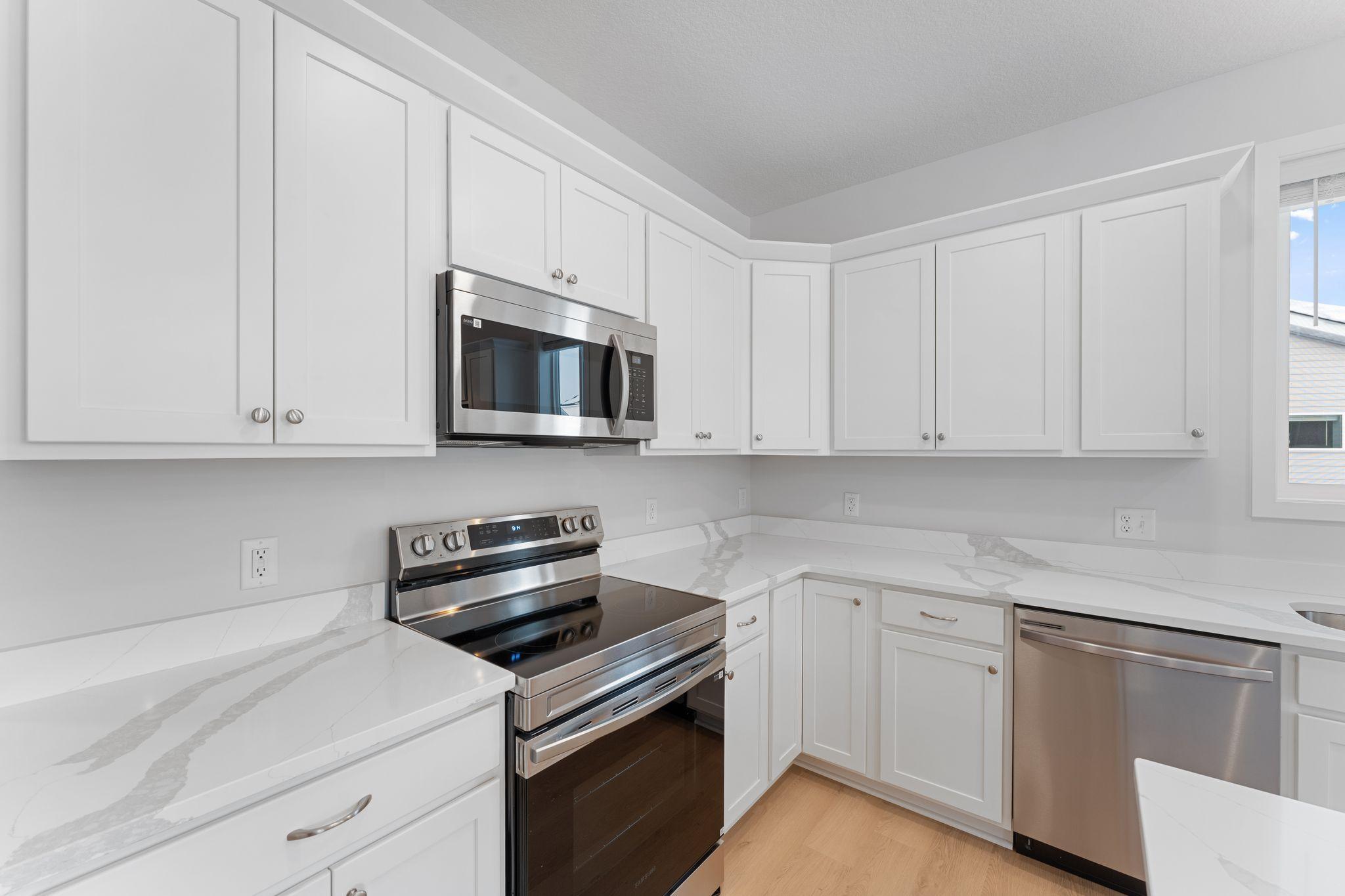 1334 Rose Street Property Photo 8